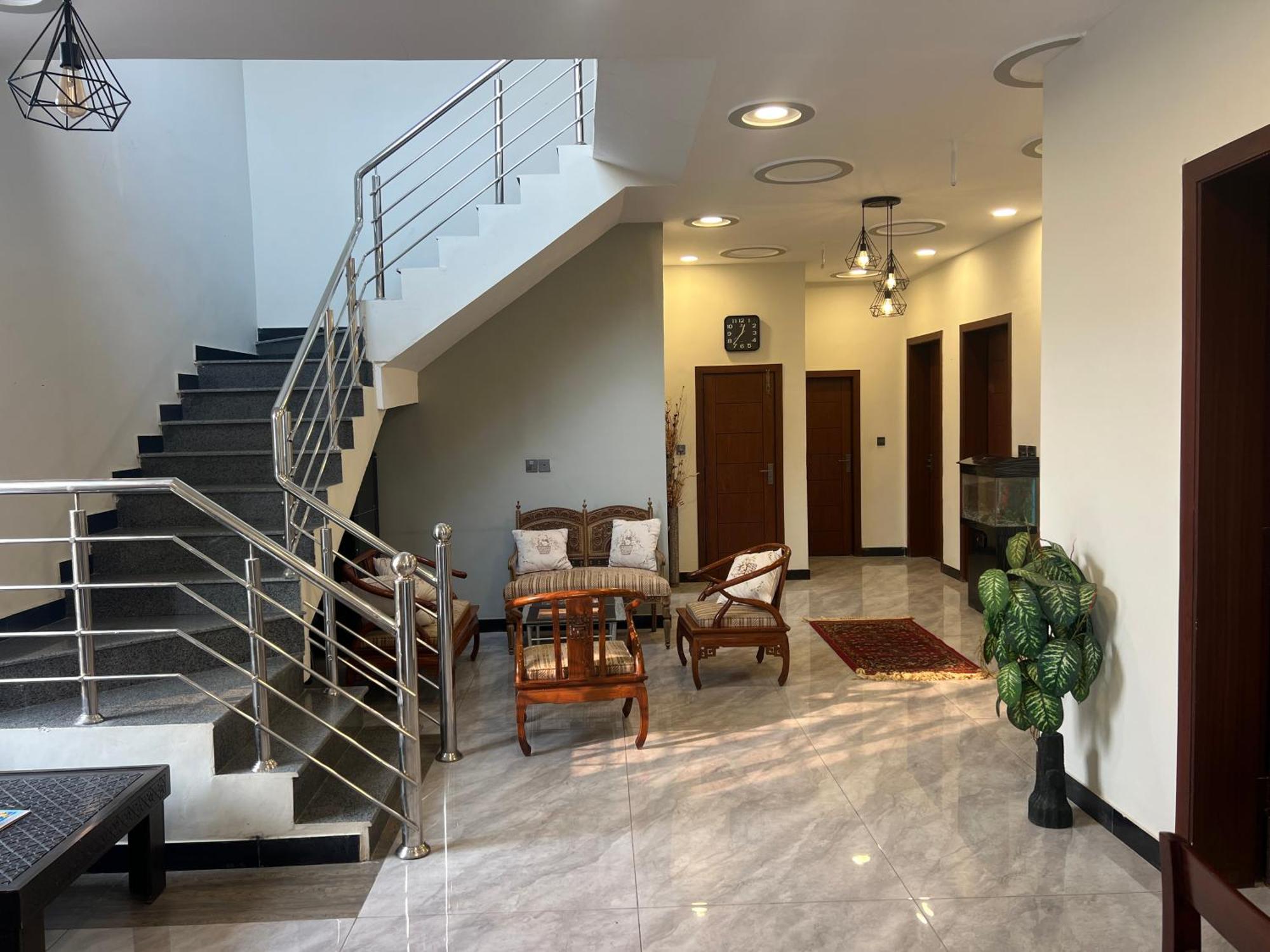 Deluxe King Room In Silverscape Residence Rawalpindi Exterior photo